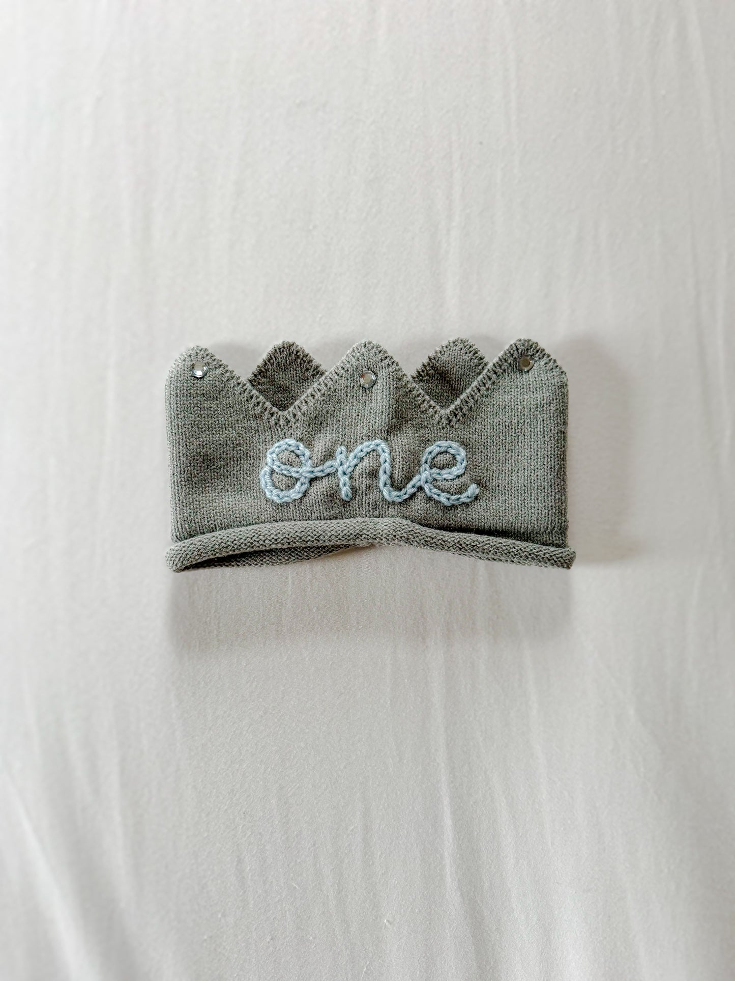 "One" Gray Crown